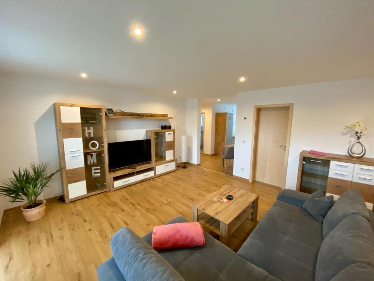 Stadtoase Geraeumige Gaestewohnungen Mit Balkon, Komfort, Modernitaet Und Ruhe, Fuer Monteure Geeignet, Free Wifi Frankenberg Exterior foto
