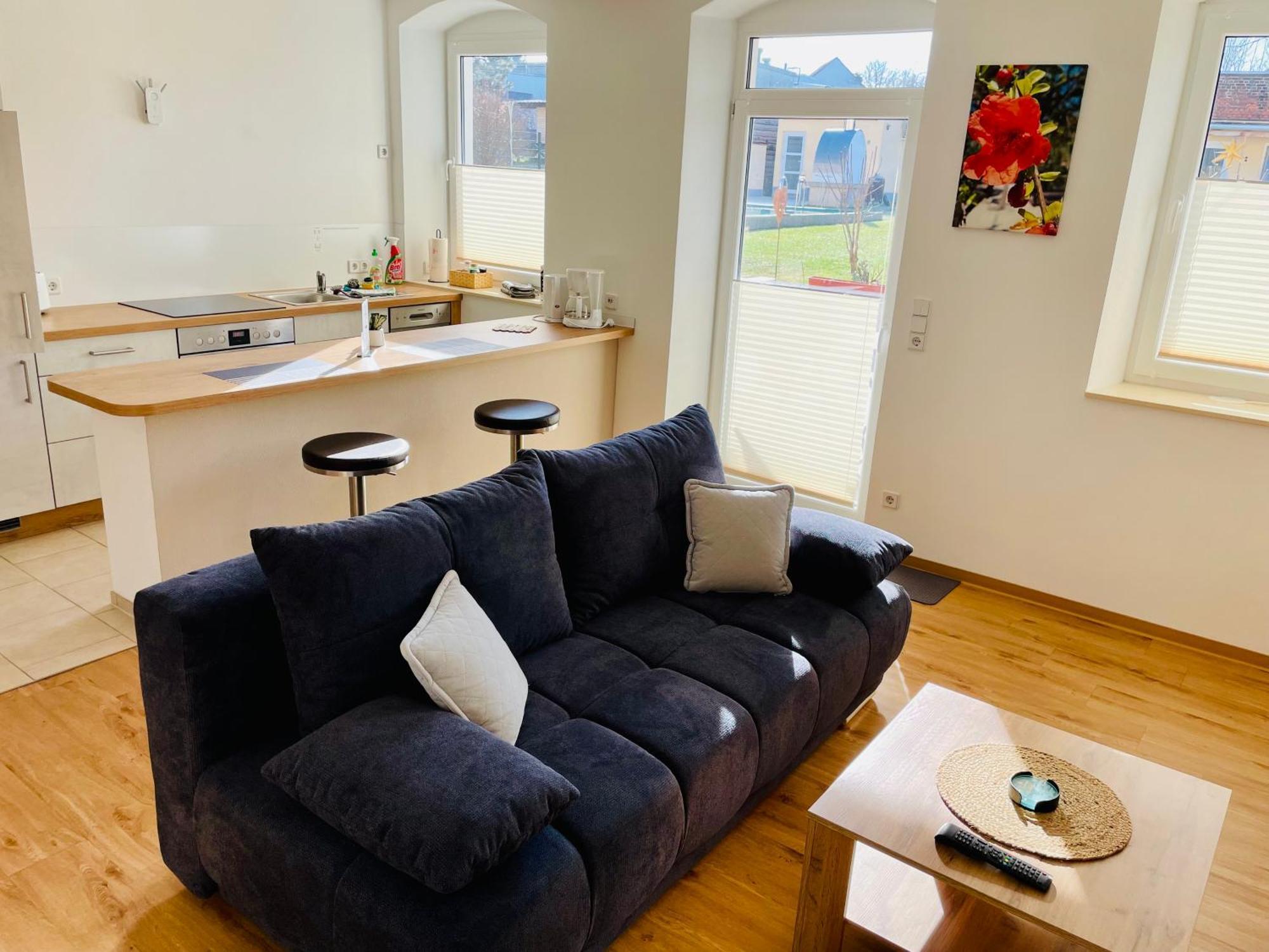 Stadtoase Geraeumige Gaestewohnungen Mit Balkon, Komfort, Modernitaet Und Ruhe, Fuer Monteure Geeignet, Free Wifi Frankenberg Exterior foto