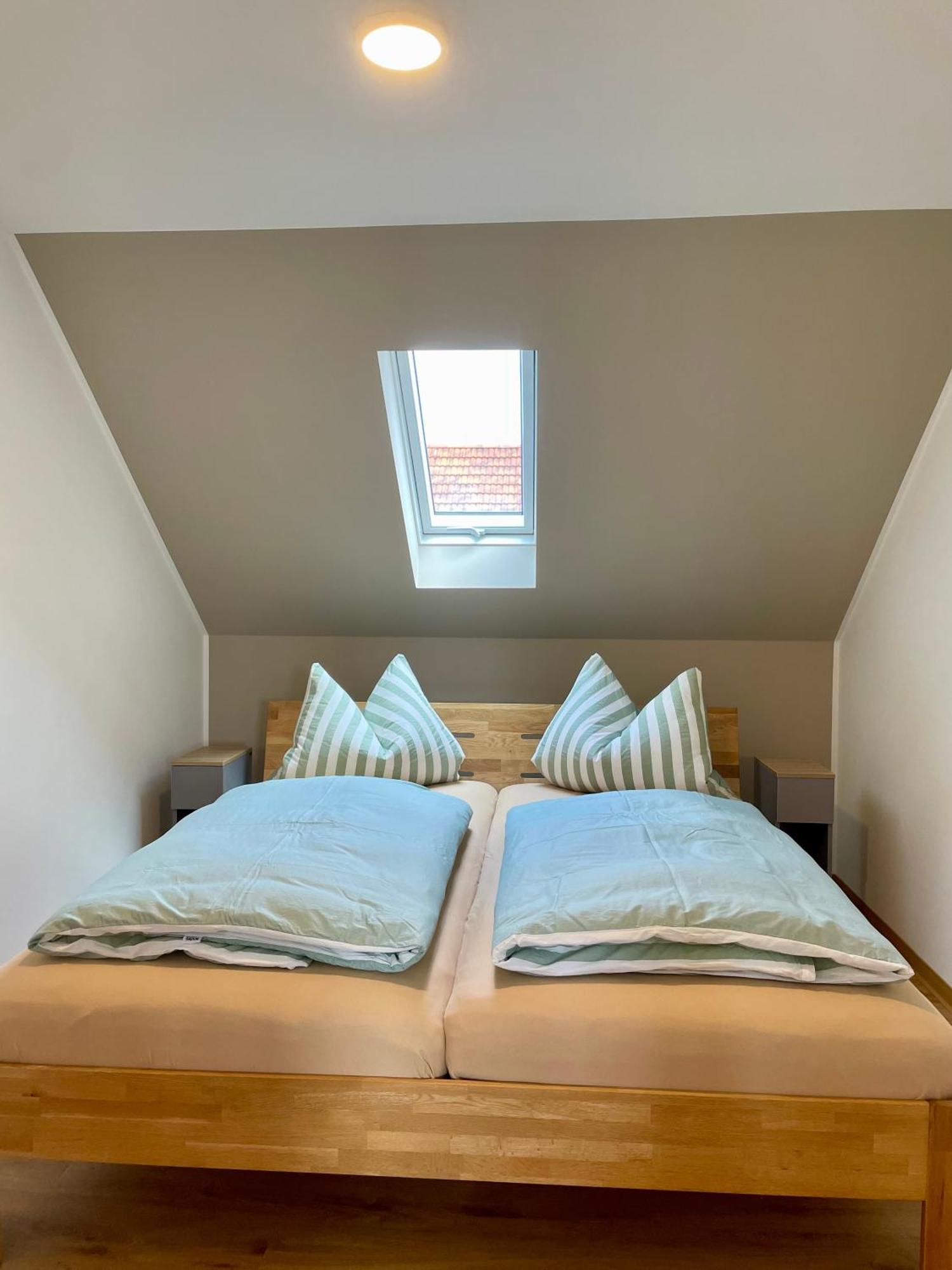 Stadtoase Geraeumige Gaestewohnungen Mit Balkon, Komfort, Modernitaet Und Ruhe, Fuer Monteure Geeignet, Free Wifi Frankenberg Exterior foto